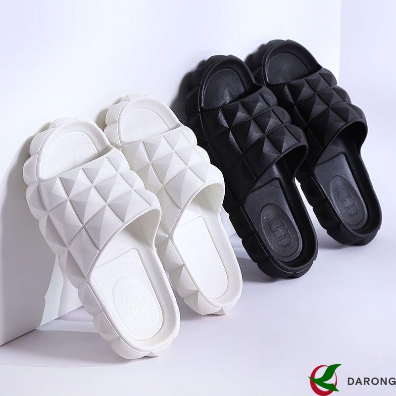 New rivets summer anti-slip/anti-odor outside wear casual trendy couple slippers
